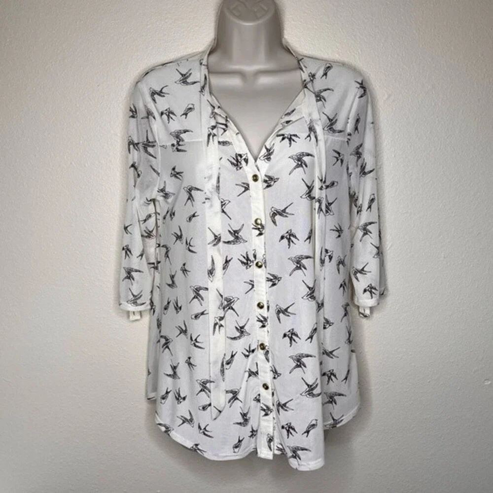 Siren Lily Bird Print Tie Neck Button Front Semi Sheer Cream Top Women Medium - Picture 13 of 13